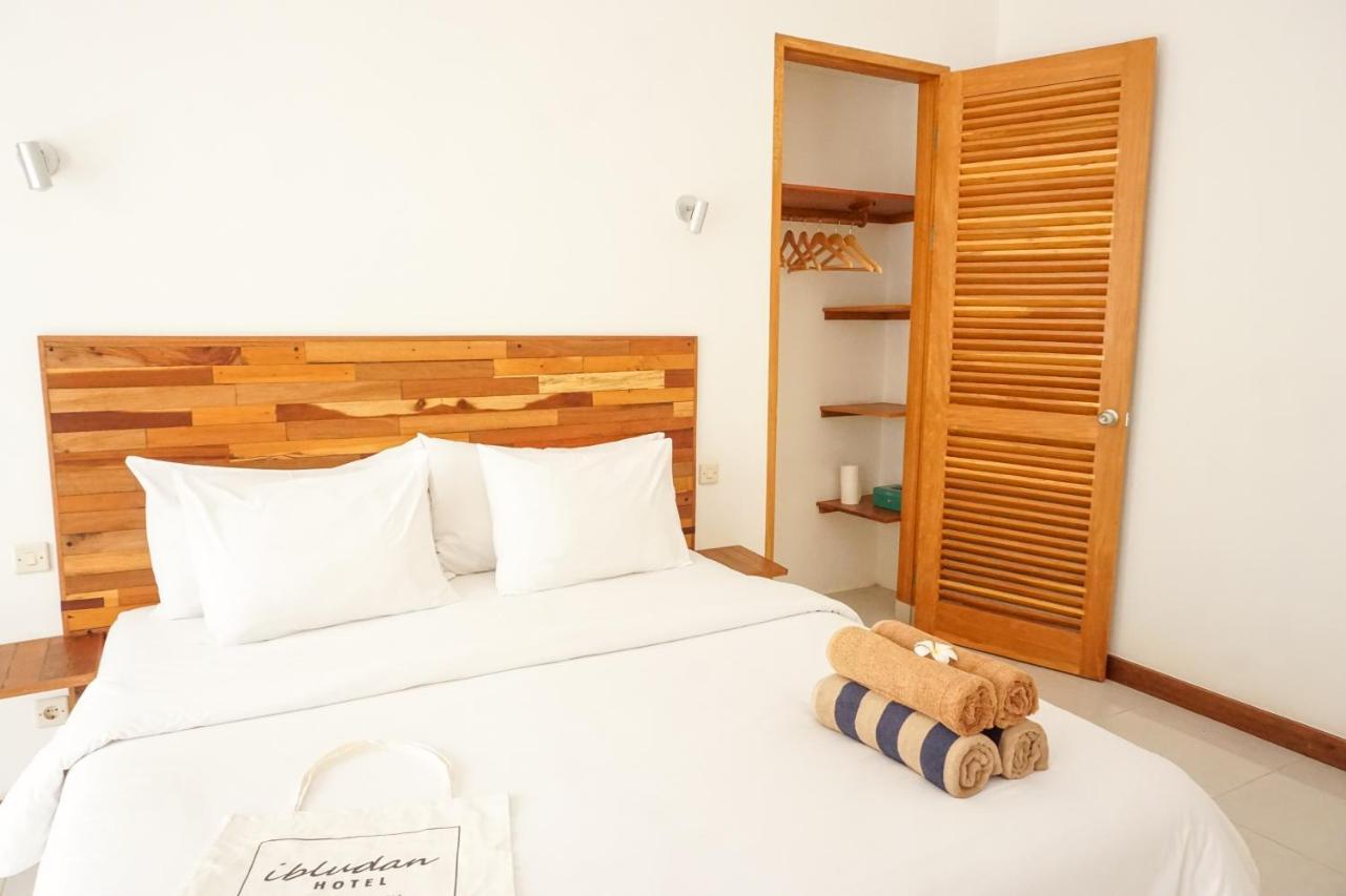Ibludan Hotel Senggigi Zewnętrze zdjęcie